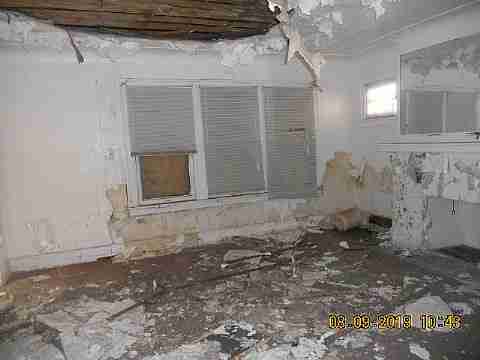 3264 Tyler (17)_m.jpg